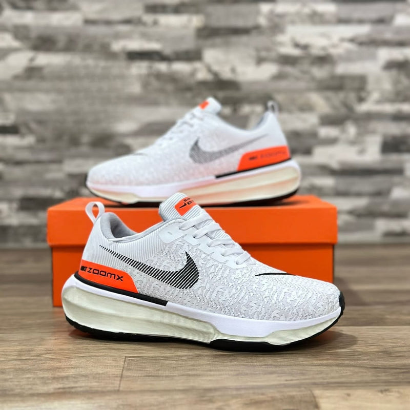 DEPORTIVO " NIKE ZOOMX " - Ligereza y amortiguación