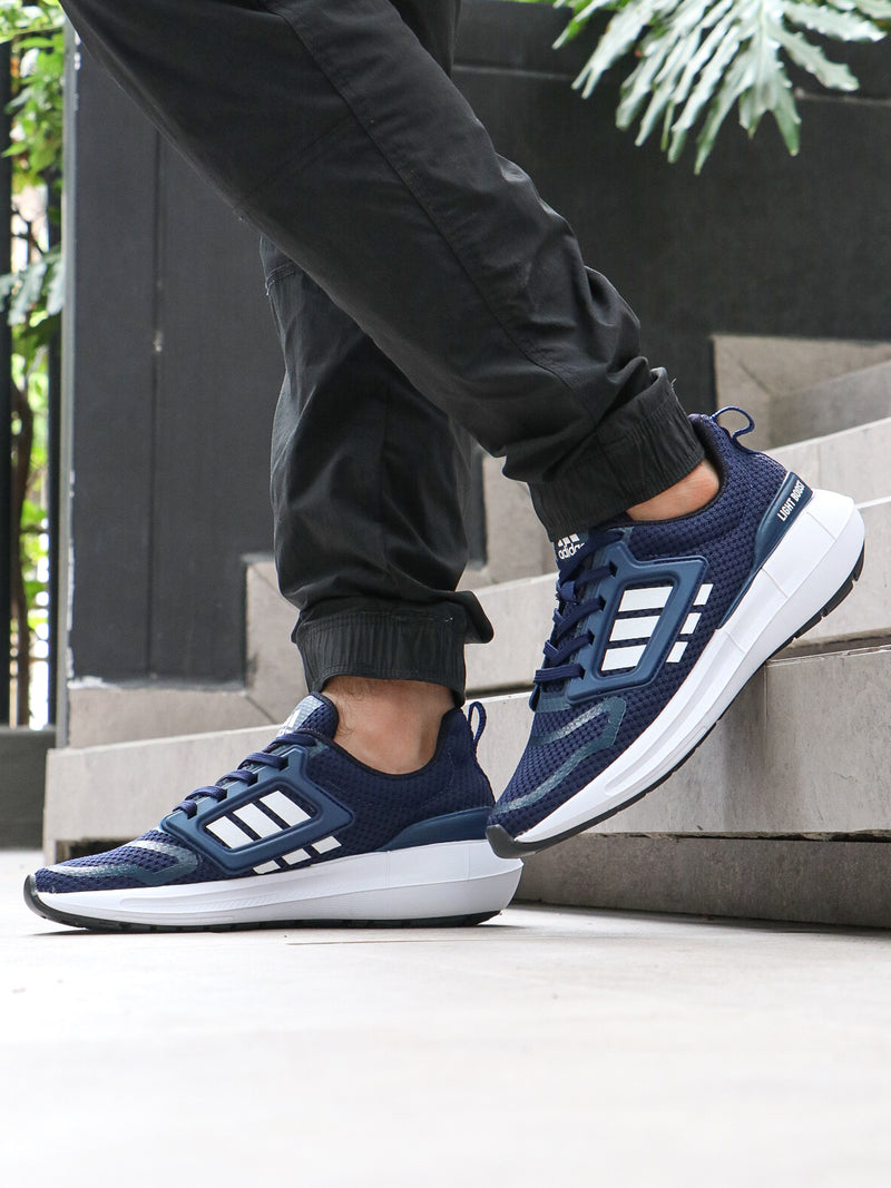 DEPORTIVO " ADIDAS LIGHT BOOST " - Ligereza y comodidad
